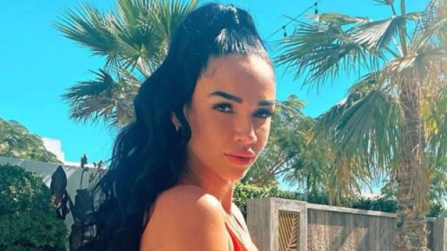 Jazz Correia agac&eacute;e par ces d&eacute;tracteurs. Screenshot Instagram : @jazztvshow