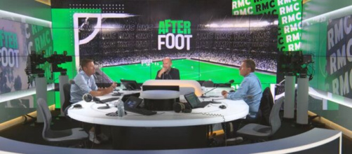 Pour Daniel Riolo, la tendance à remettre en question l'importance de Mbappé en Equipe de France est injustifiée. (@AfterRMC)