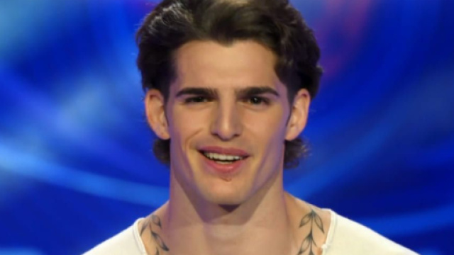 Grande Fratello, Paolo parla di strategie di gioco, fan: 'Mai visto una puntata? Ci prende in giro'.