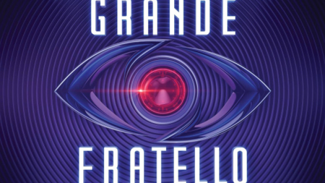 GF, gli autori rivelano le regole sugli sponsor: 'Se vestite Givova dovete allenarvi'.