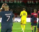Les joueurs du PSG à la fin du match contre Nice (capture Twitter @PVSportFR)