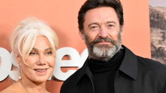 Hugh Jackman divorzia dopo 27 anni: è finito il matrimonio con Deborra-Lee Furness.