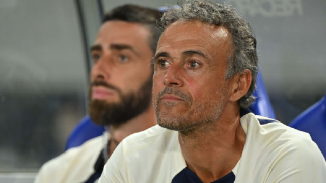Luis Enrique au PSG (capture Twitter @psgcommunity_)