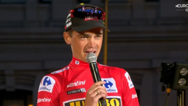 Ciclismo, Sepp Kuss sul podio della Vuelta Espa&ntilde;a,