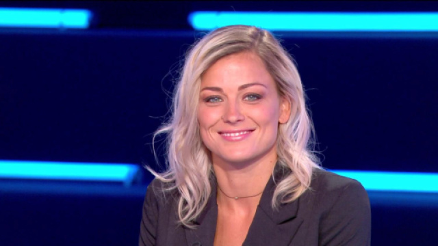 Laure Boulleau dans le CFC (capture Twitter @CanalplusFoot)