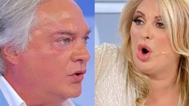Uomini e Donne, Elio Servo contro Tina Cipollari: ‘Sei una grande cafona’.