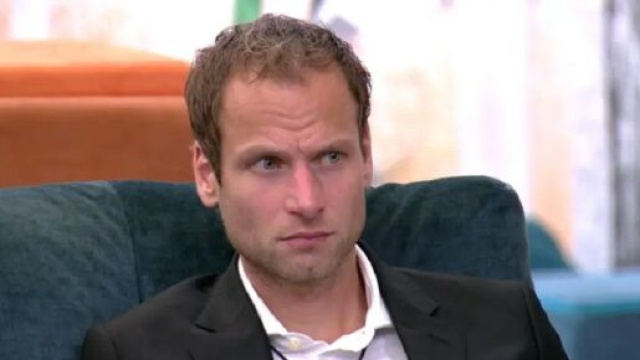 Grande Fratello 2023, pagelle terza puntata: Alex si merita un 10, Luzzi divide.