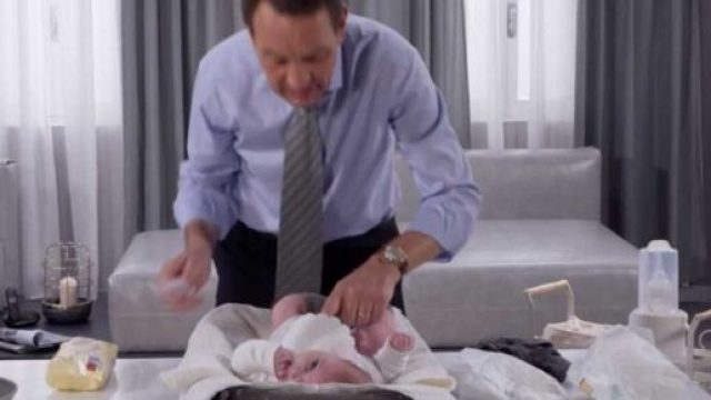 Un posto al sole, anticipazioni 4-7/9: Roberto dubita di Tommaso, Marina via con Silvana