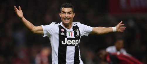 Juventus, Ronaldo avrebbe firmato documento in cui afferma di non avere pendenze col club.
