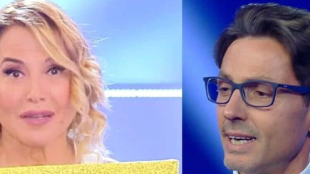 Barbara d'Urso resta fuori da Mediaset ed è polemica: 'Pier Silvio sta sbagliando tutto'.