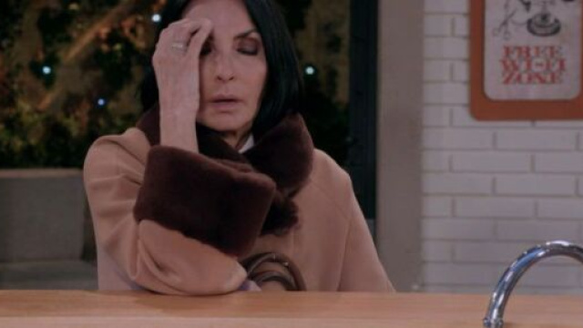 Un posto al sole, ipotesi nuove trame: Marina aggredisce Lara, Viola si dichiara a Damiano.