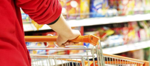 Protocollo d'intesa per lotta all'inflazione: sconto del 10% nei supermercati.