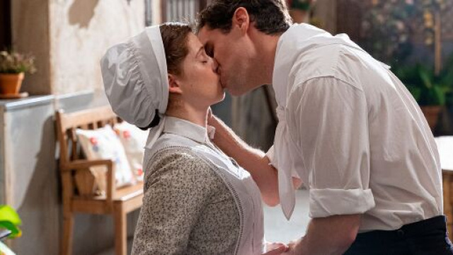 La promessa, la soap in onda per 15 minuti dal 25 al 29/9: Lope bacia Maria