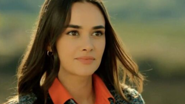 Terra amara, trame Turchia: Umit inganna Yaman fingendo di essersi avvelenata.