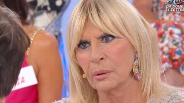 Uomini e donne, anticipazioni: Gemma cede alla passione con Maurizio, Manuela in crisi.