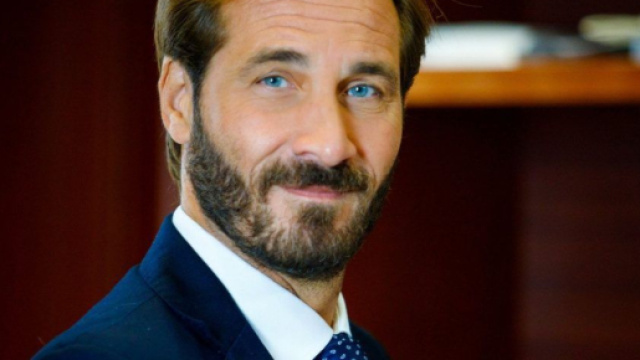 Un posto al sole, puntata 26 settembre: Lara trema, Alberto contro Clara, Nunzio tormentato.