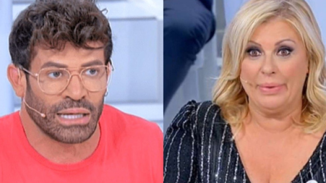 Uomini e Donne, Ursula punge gli opinionisti: 'Non sono imparziali, hanno palesi antipatie'.