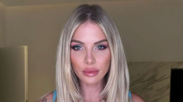 Jessica Thivenin a perdu une dent en mangeant un tacos (Screenshoot Twitter @Gossip_Room_Off)