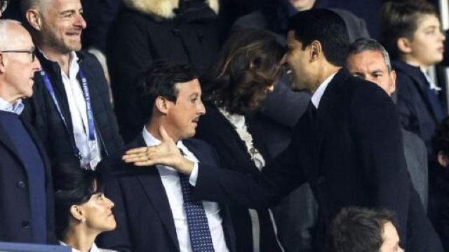 Pablo Longoria et Nasser Al-Khela&iuml;fi (capture Twitter @psgcommunity_)