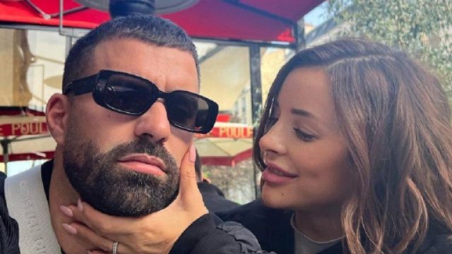 Rym Renom et Vincent Quiejo séparés à cause d'une infidélité de la jeune femme ? Elle flirterait avec une femme. (Screenshot @Instagram)