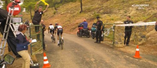 Ciclismo, l'improvvisato arrivo della nona tappa della Vuelta Espana.