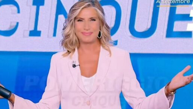 Ascolti tv 4 settembre: Pomeriggio 5 boom senza d'Urso, male Caduta Libera e Il Paradiso.