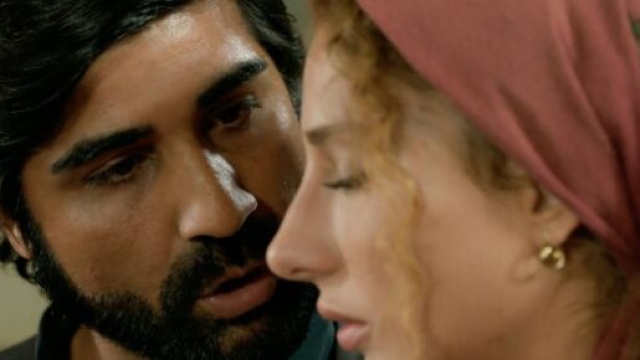 Terra amara, trame 13 e 14 settembre: Rasit viene licenziato, la dottoressa implora Altun.