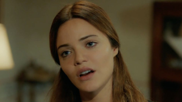 Terra amara, appuntamento 12/1: Zuleyha ha un'accesa discussione con Fikret