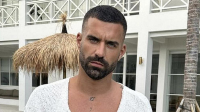 Depuis son divorce avec Rym Renom, Vincent Queijo passe du bon temps avec des filles à Bali. (Instagram @vincentqueijo)