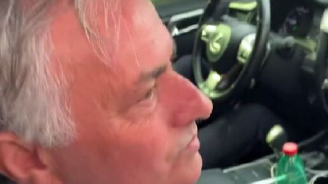 Jos&eacute; Mourinho part de la Roma (capture Twitter @ActuFoot_)