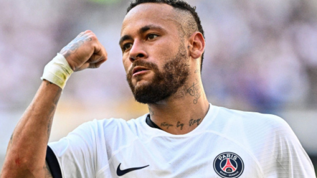 Neymar au PSG (capture Twitter @MercaFoot_)