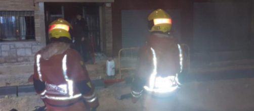 El cuerpo sin vida de la niña fue trasladado al Instituto de Medicina Legal de Valencia (X, @BombersValencia)