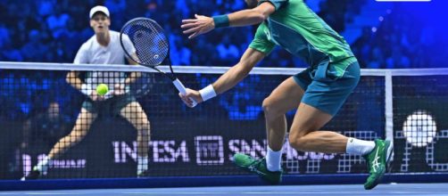 Sinner contro Djokovic, la semifinale degli Australian Open si gioca alle 4:30 italiane.