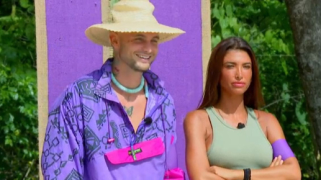 Les Apprentis Aventuriers 7 : Bastos et Mélanie Dedigama savaent-ils qu'ils formeraient un binôme avant l'émission ? Bastos raconte tout.