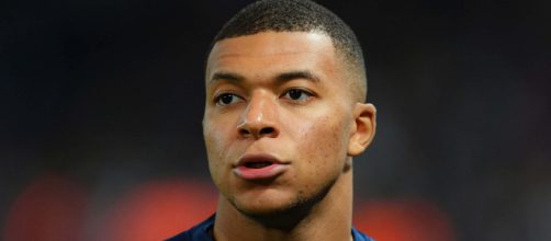 Kylian Mbappé sous les couleurs du PSG (capture Twitter @panams75)