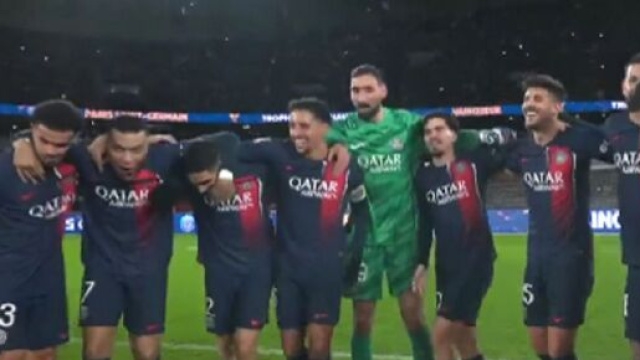 Les joueurs du PSG heureux (capture @PVSportFR)