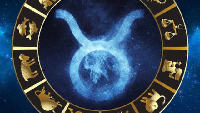 Oroscopo di sabato 6 gennaio con classifica: Toro e Cancro sul podio.
