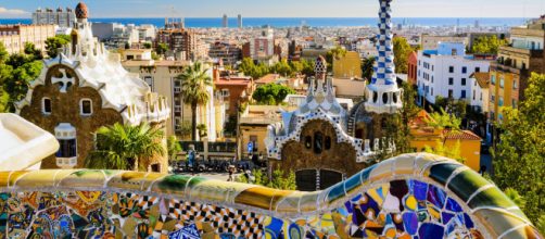 Barcellona: una città ideale per attrazioni, tour e attività.