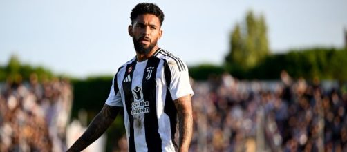 Douglas Luiz, centrocampista Juventus ©️ foto presa da profilo X Juventus