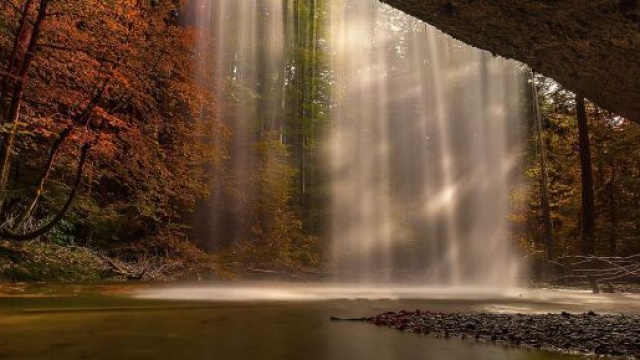 Un paesaggio autunnale (© Pixabay.com)