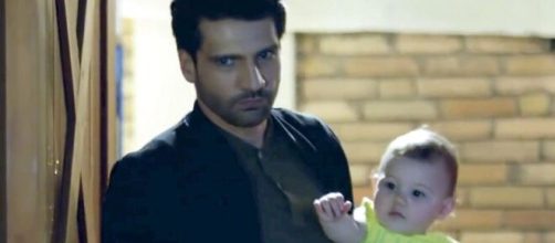 Kaan Urgancıoğlu (Emir) in una scena. Screenshot © Endless Love