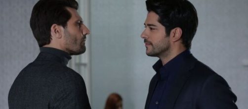 Emir e Kemal in una scena di Endless Love © Canale 5.