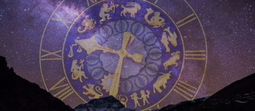 Cielo stellato e segni zodiacali - © Pixabay.