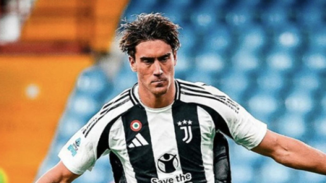 Dusan Vlahovic dopo un goal &copy; Instagram