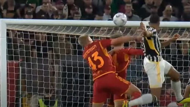 Gleison Bremer in occasione del gol segnato l'anno scorso in Roma vs Juventus - Foto Screenshot &copy; YouTube