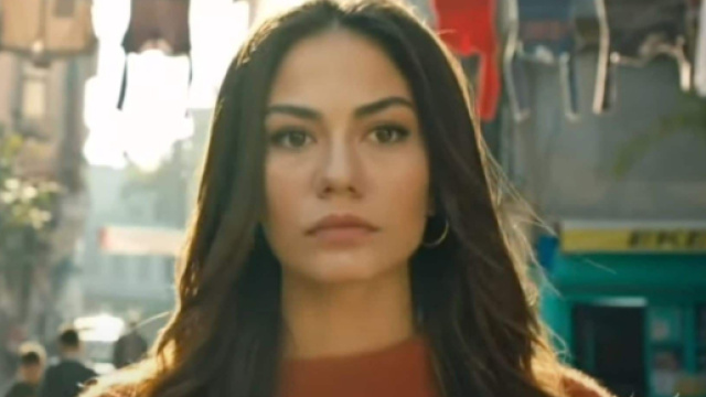 Zeynep di My home my destiny - screenshot © Canale 5