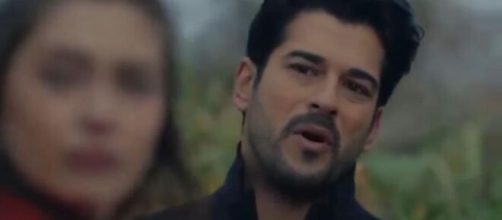 In foto Kemal di Endless Love (screenshot © Canale 5)