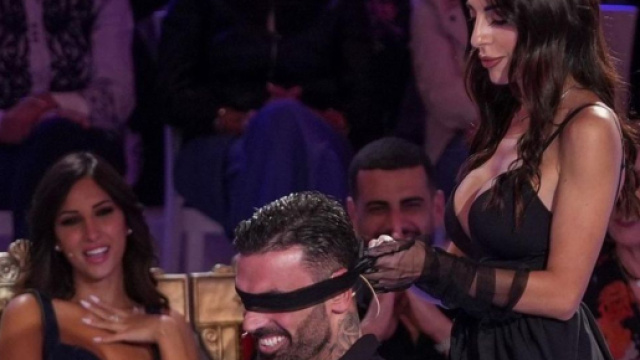 In foto Mario e Morena a Uomini e donne &copy; Canale 5