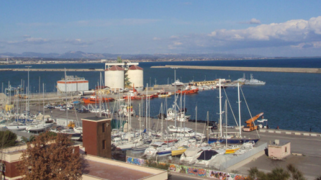 Il Porto di Crotone - &copy; Wikipedia Commons