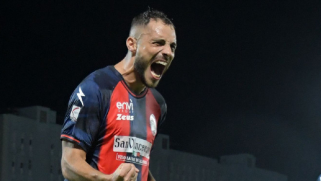 Guido Gomez &copy; calciocrotone.it